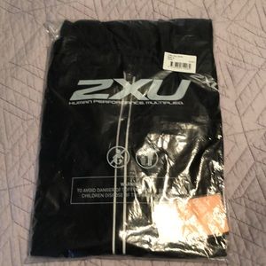 Men’s 2xu run jacket
